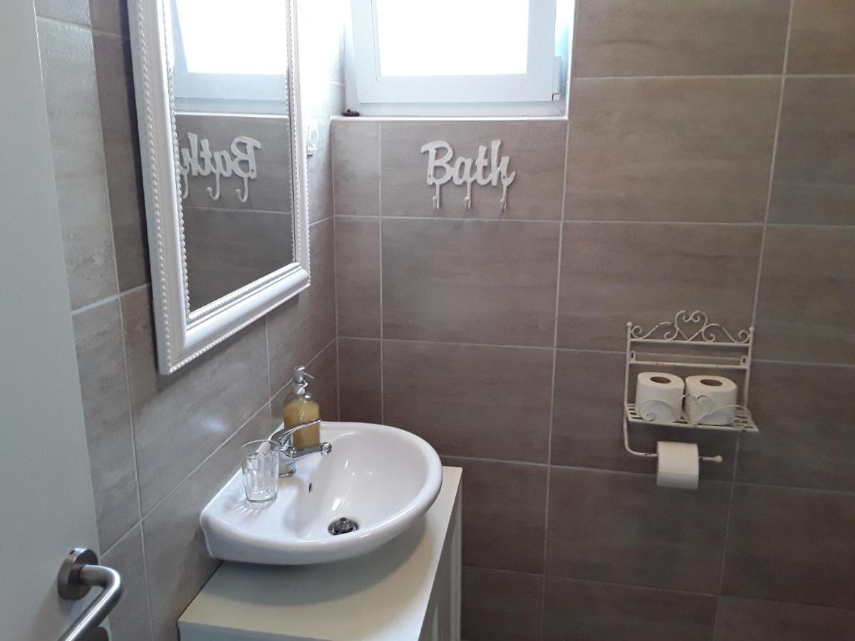 Benjak Apartments Хвар Екстер'єр фото